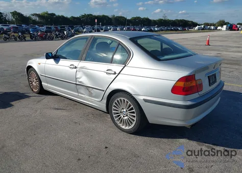 2003 BMW 330Xi из США, поврежденный, VIN WBAEW53433PG21857